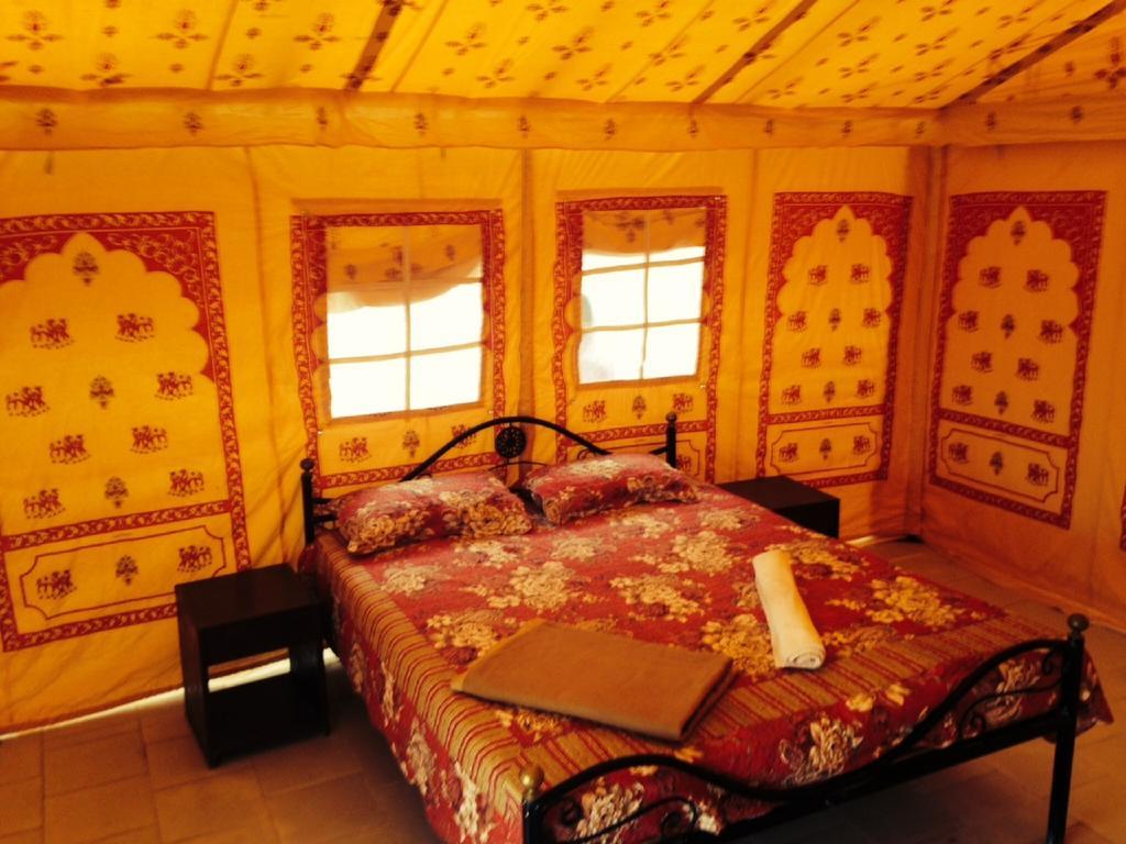 Raj Resorts Jaisalmer Oda fotoğraf